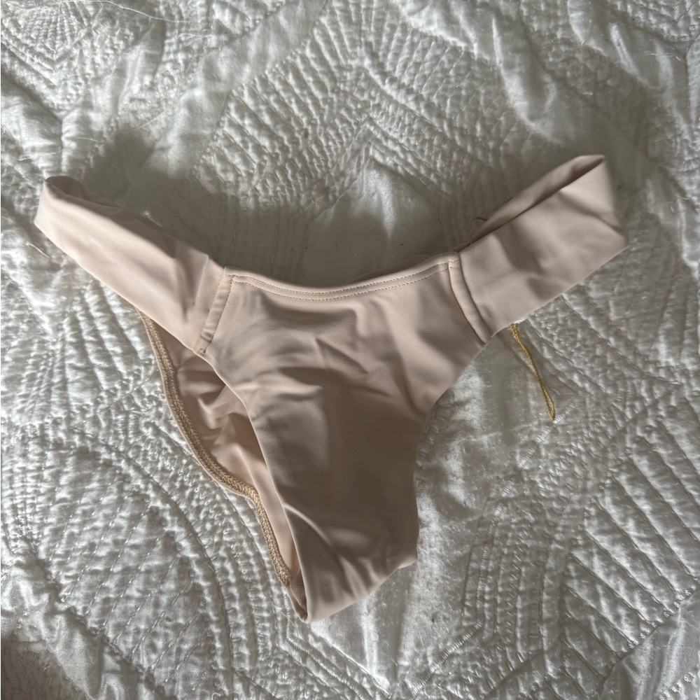 Montce Cream bottom with Added Coverage